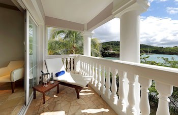 Grand Palladium Lady Hamilton Resort & Spa All Inclusive
