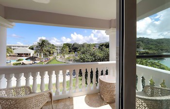 Grand Palladium Lady Hamilton Resort & Spa All Inclusive