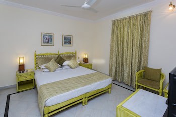 Garden Hotel