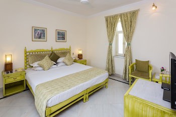 Garden Hotel