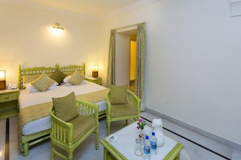 Garden Hotel