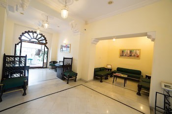 Garden Hotel