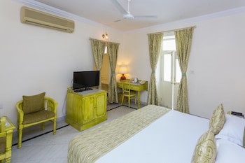 Garden Hotel
