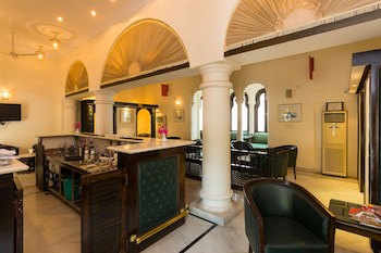 Garden Hotel