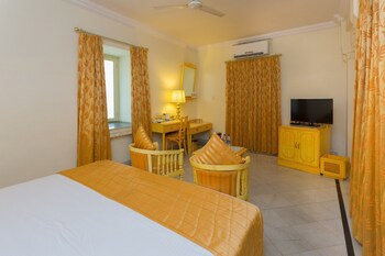 Garden Hotel