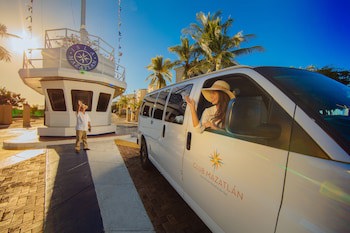 Isla Mazatlan Residence Club