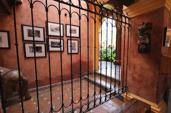 Casa Mexicana Hotel