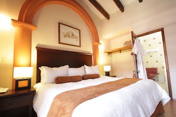 Casa Mexicana Hotel