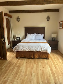 Casa Mexicana Hotel