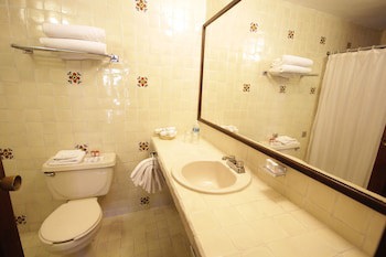 Casa Mexicana Hotel