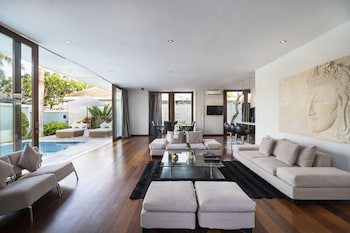 C151 Smart Villas At Seminyak