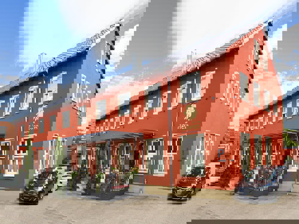 Hotel Lowen Garni - B&B