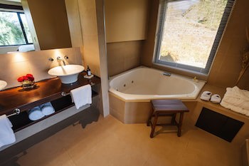 Loi Suites Chapelco Hotel
