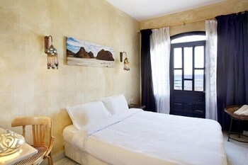 Bedouin Moon Hotel