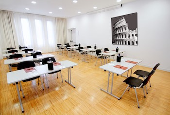 Euro Hotel Residence galeri fotoğrafı
