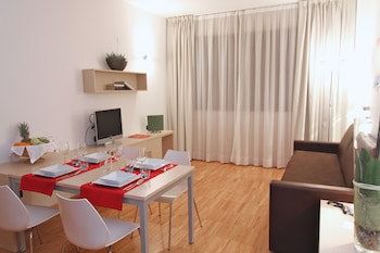 Euro Hotel Residence galeri fotoğrafı