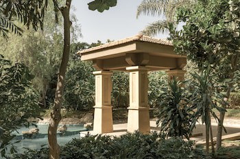 Dusit Thani Lakeview Cairo