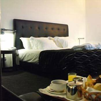 Axis Viana Business & Spa Hotel