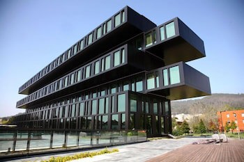 Axis Viana Business & Spa Hotel