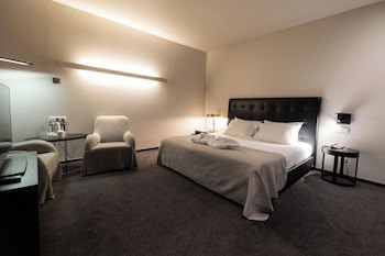 Axis Viana Business & Spa Hotel