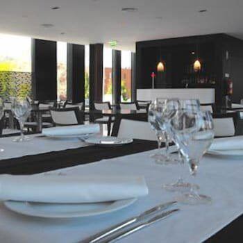 Axis Viana Business & Spa Hotel