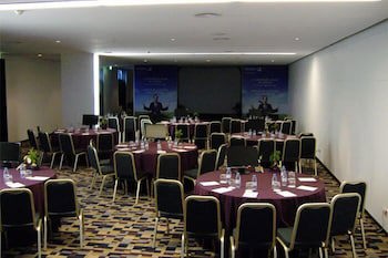 Axis Viana Business & Spa Hotel