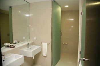 Axis Viana Business & Spa Hotel