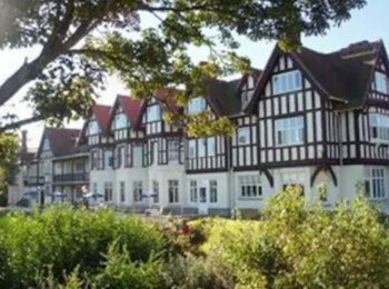 Sea Marge Hotel