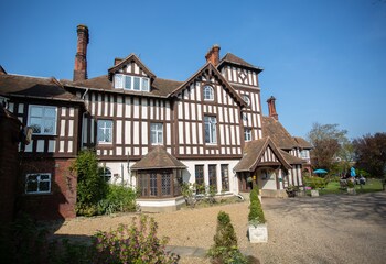 Sea Marge Hotel