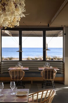 Akquaaa Boutique Hotel