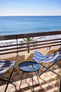 Akquaaa Boutique Hotel