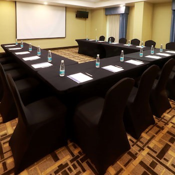 Hampton Inn By Hilton Reynosa/Zona Industrial