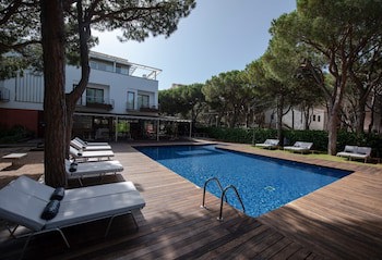 Hotel Nm Suites By Escampa Hotels
