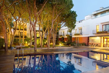 Hotel Nm Suites By Escampa Hotels