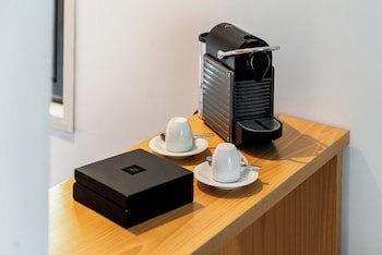 Hotel Nm Suites By Escampa Hotels