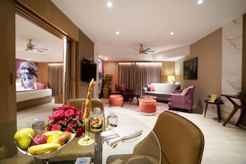The Corinthians Resort & Club