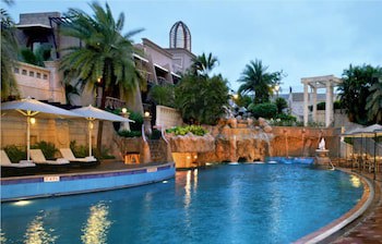 The Corinthians Resort & Club