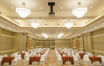 The Corinthians Resort & Club