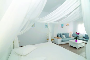 Kamari Hotel fotoğrafı