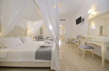 Kamari Hotel galeri fotoğrafı