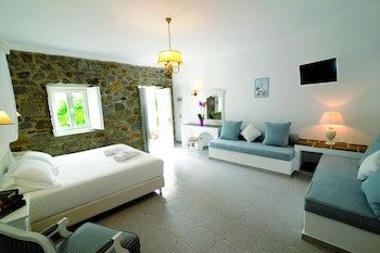 Kamari Hotel galeri fotoğrafı