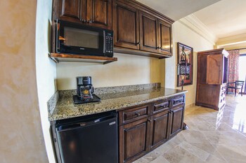 La Mision Loreto Hotel