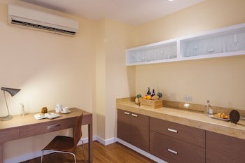Clef Hotel