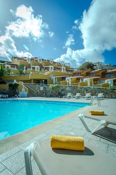 Apartamentos Punta Marina By Livvo