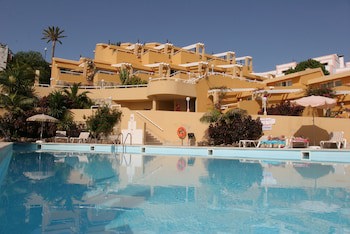 Apartamentos Punta Marina By Livvo