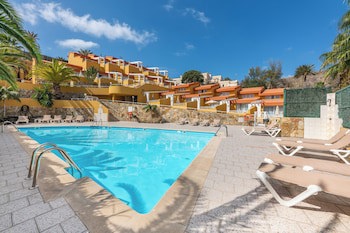 Apartamentos Punta Marina By Livvo