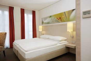 H+ Hotel Munchen galeri fotoğrafı