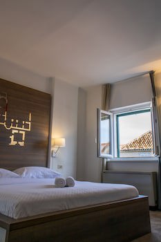 Slavija Culture Heritage Hotel