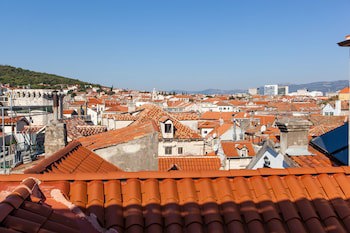 Slavija Culture Heritage Hotel
