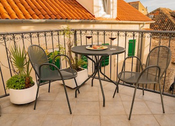 Slavija Culture Heritage Hotel